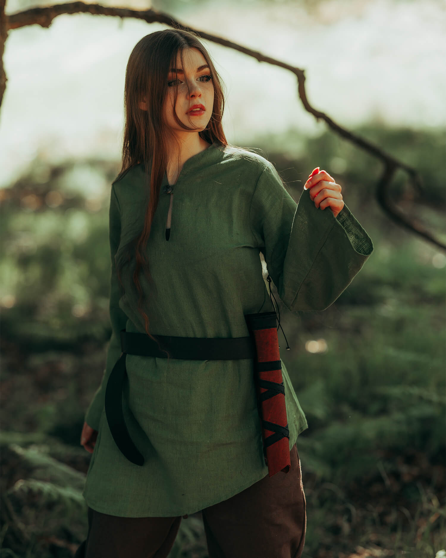Medieval blouse in linen model Galatea, green color