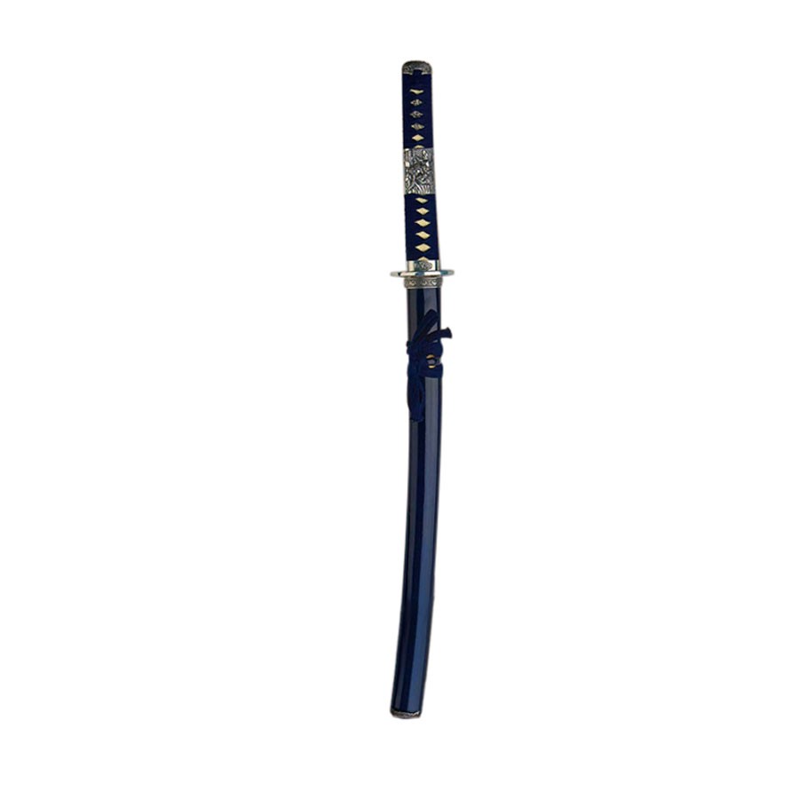 Wakizashi silver buckler