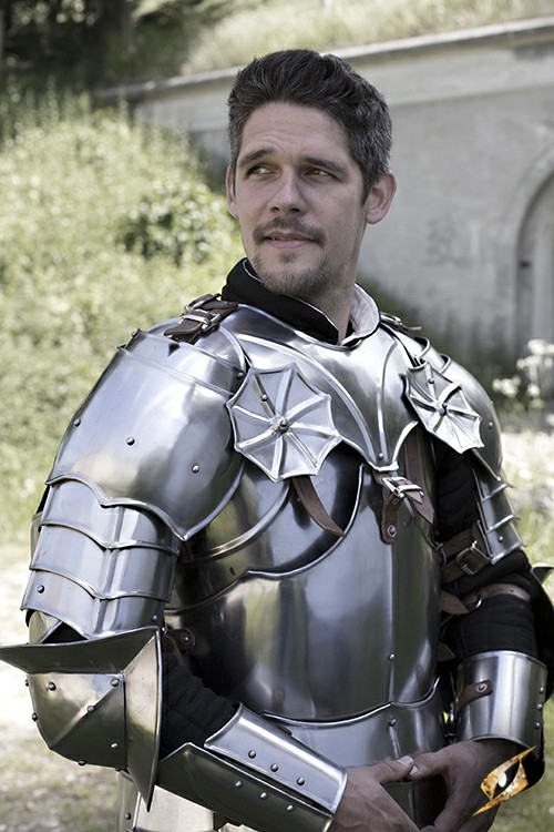 Gothic Shoulder Pads and Gorget