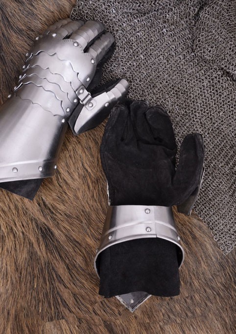 Functional medieval gauntlets