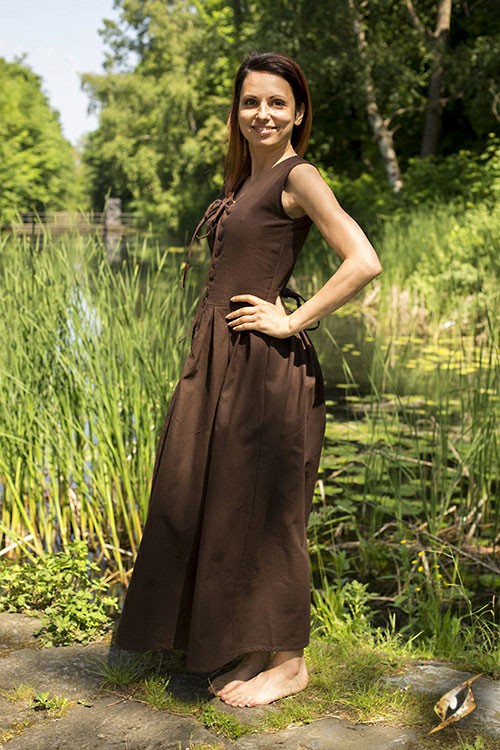 peasant medieval dress