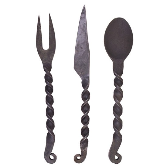 Medieval cutlery with cover