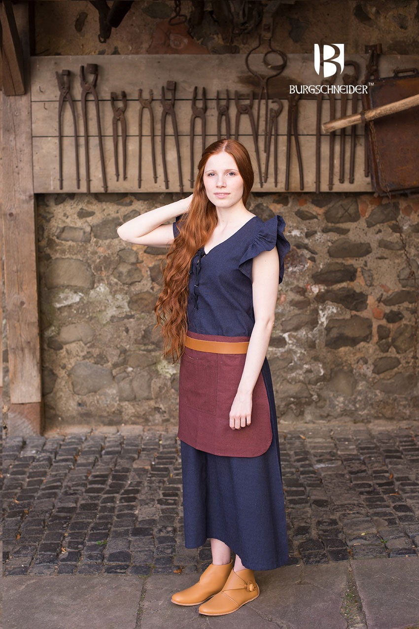 ?psc proxy image=1&product id=7552&image id=19871 - Medieval Women's Dresses: A Journey to Elegance and Status in the Middle Ages