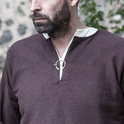 Adil large brooch