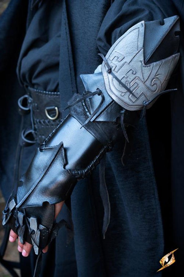 ?psc proxy image=1&product id=9553&image id=25059 - Medieval Bracers: A complete guide to history, materials, and how to choose the perfect bracer