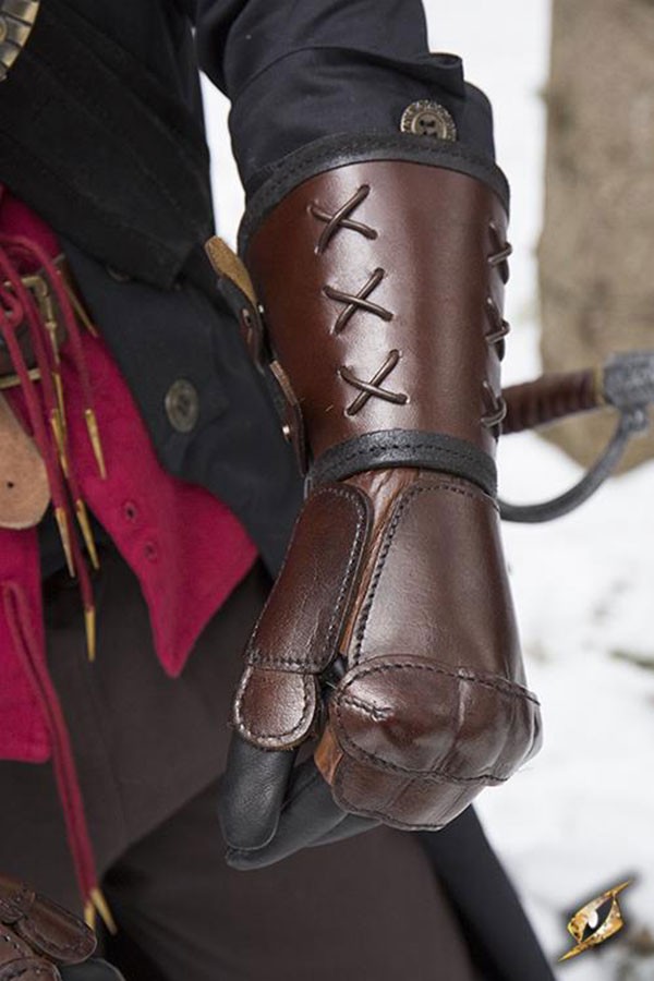 ?psc proxy image=1&product id=9556&image id=25069 - Gauntlets, Mittens, and Armor: The History, Technique, and Legacy of Medieval Protection