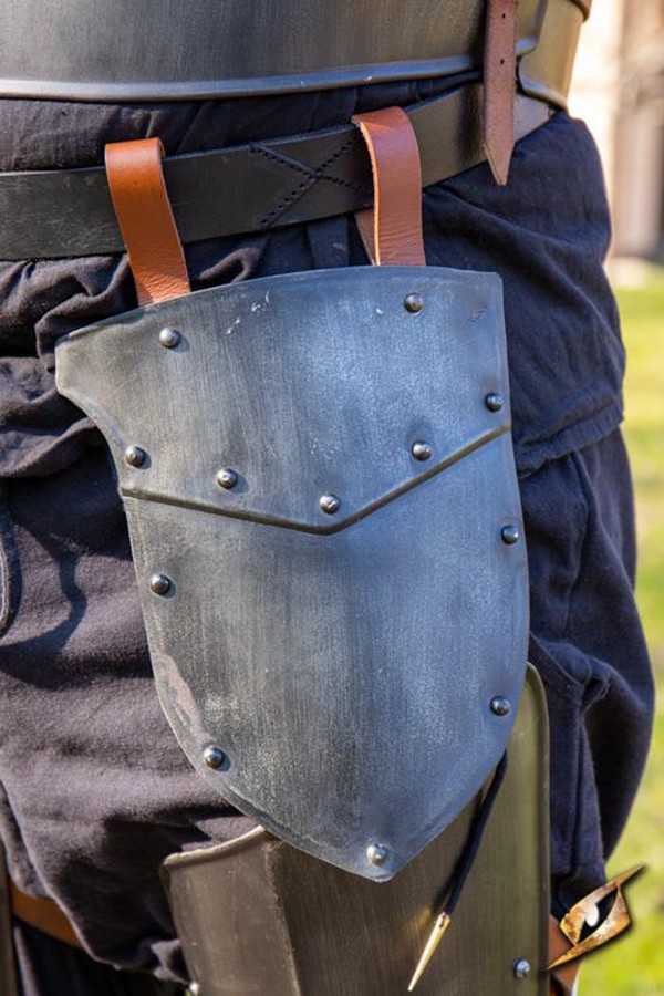 Warrior's medieval tassels, black finish