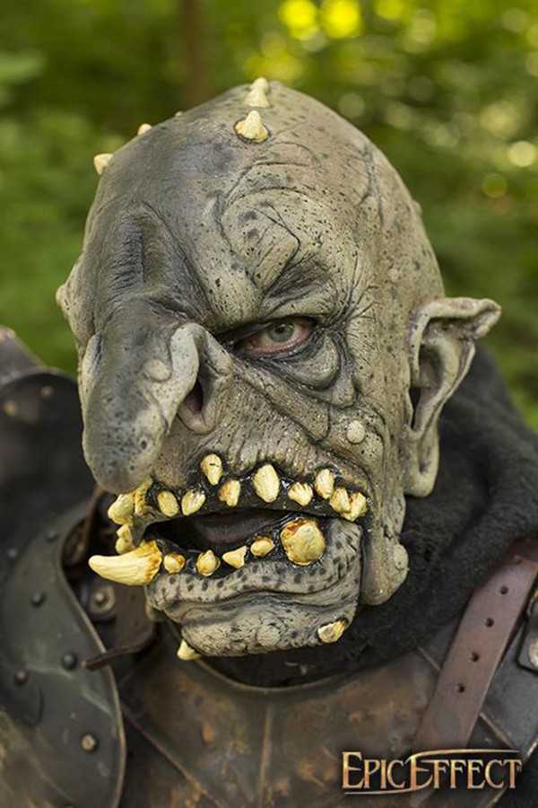 ?psc proxy image=1&product id=11689&image id=31076 - Medieval Masks: Symbols, Functions, and Replicas that Revive the Past