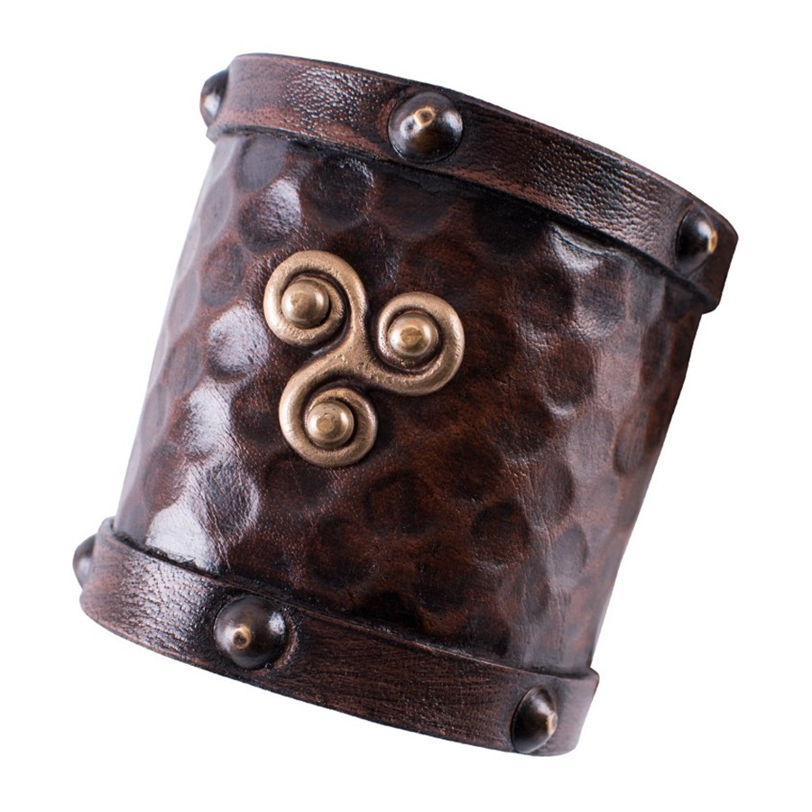 Viking leather bracelet with Trisquel