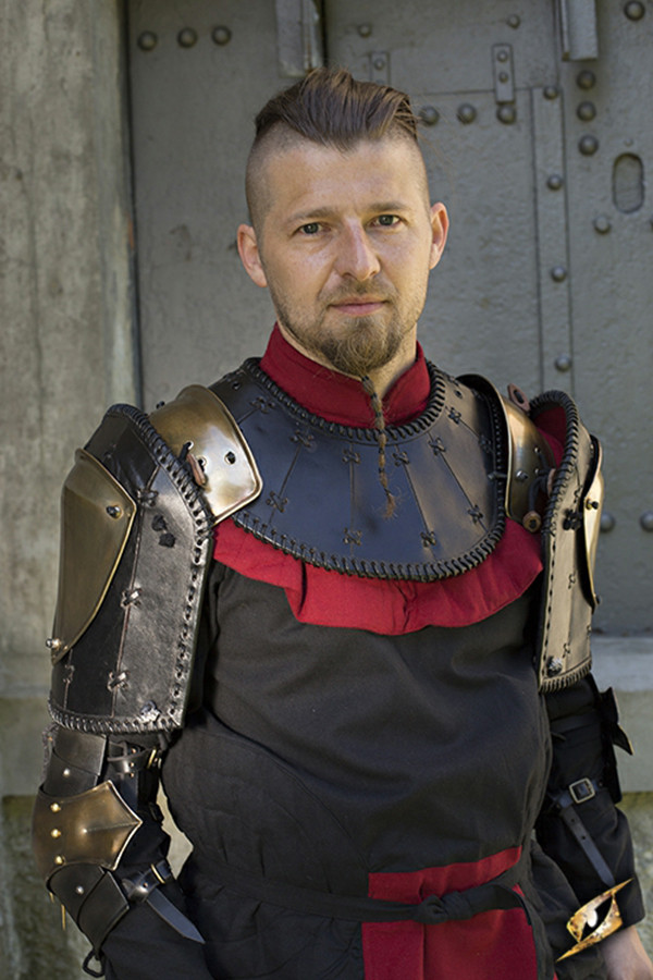 ?psc proxy image=1&product id=13281&image id=35875 - Medieval Gorget: The Essential Neck Protection Between Craftsmanship and Battle