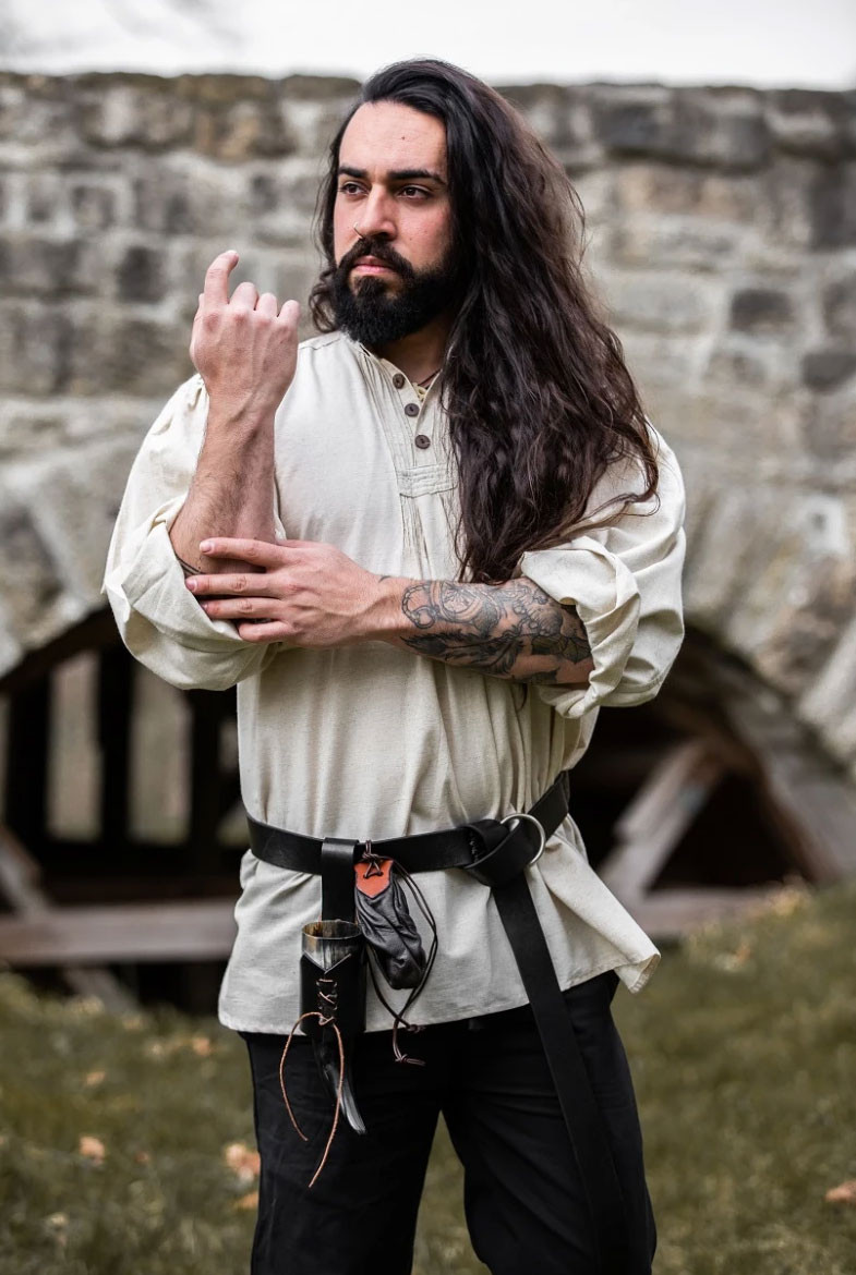 Oswald wide medieval shirt, natural white color