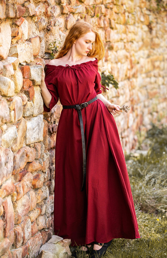Karen medieval dress, red