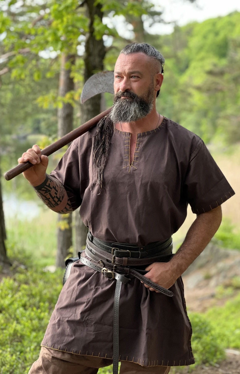Viking tunic short sleeve Theobald, dark brown