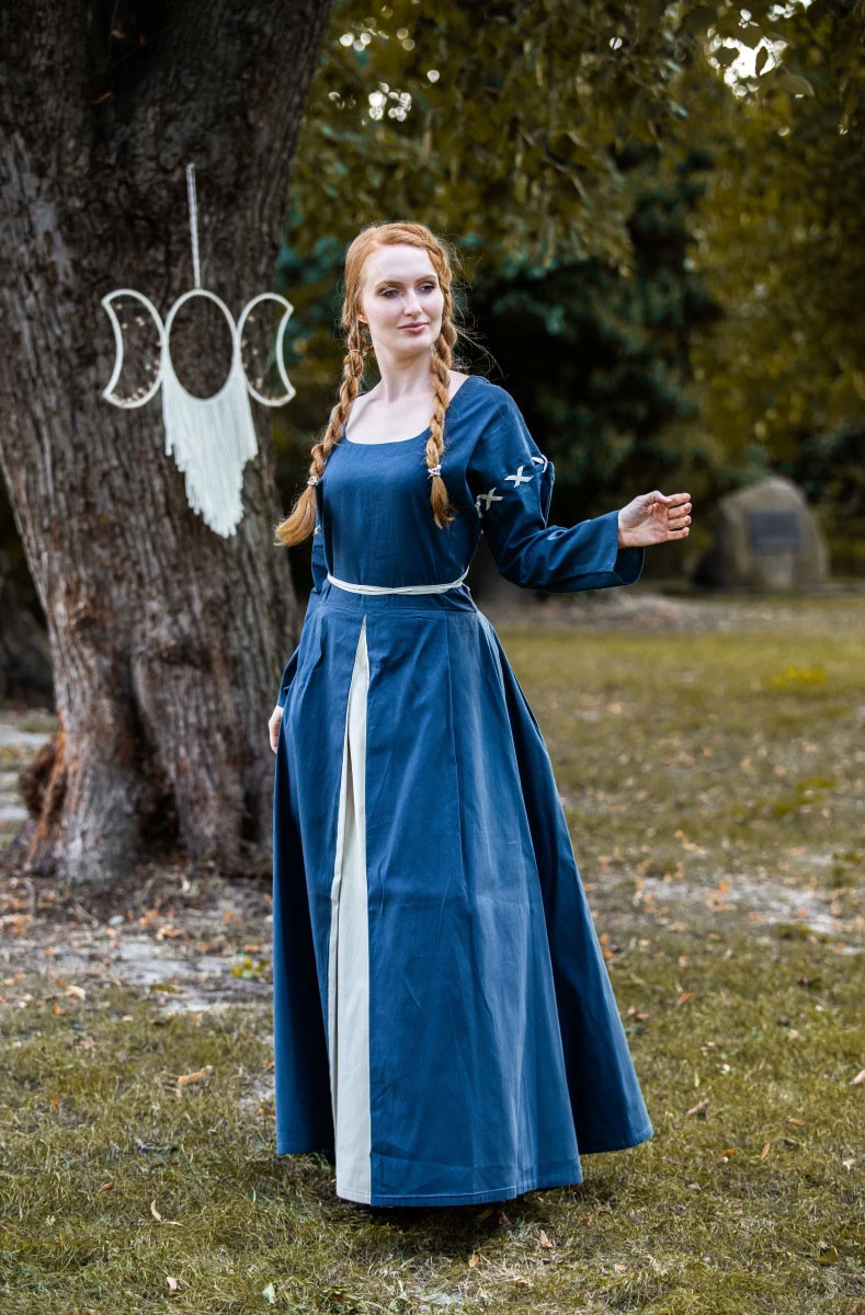 Blue-white medieval dress model Larina