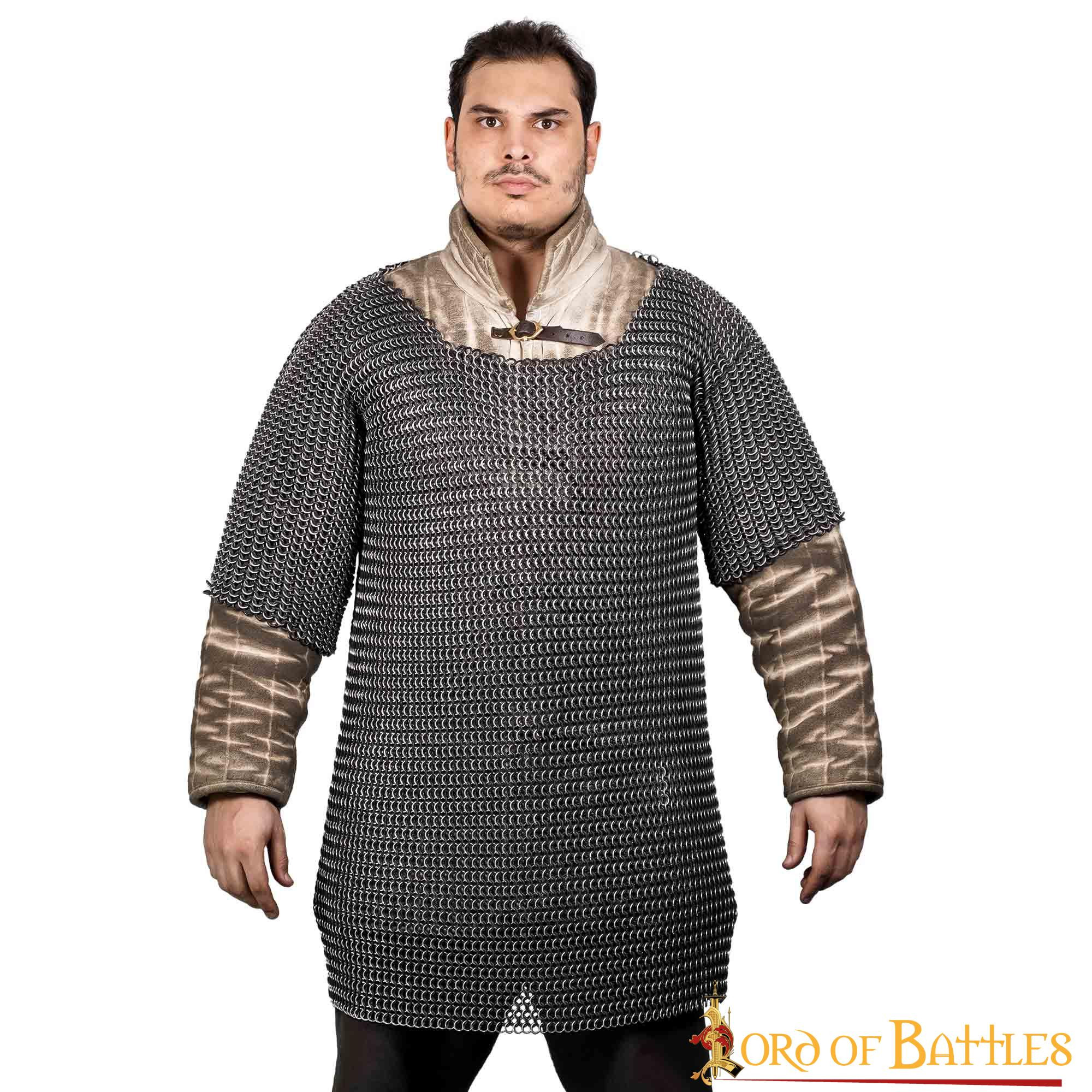Half sleeve t-shirt in rubber and aluminum chain mail