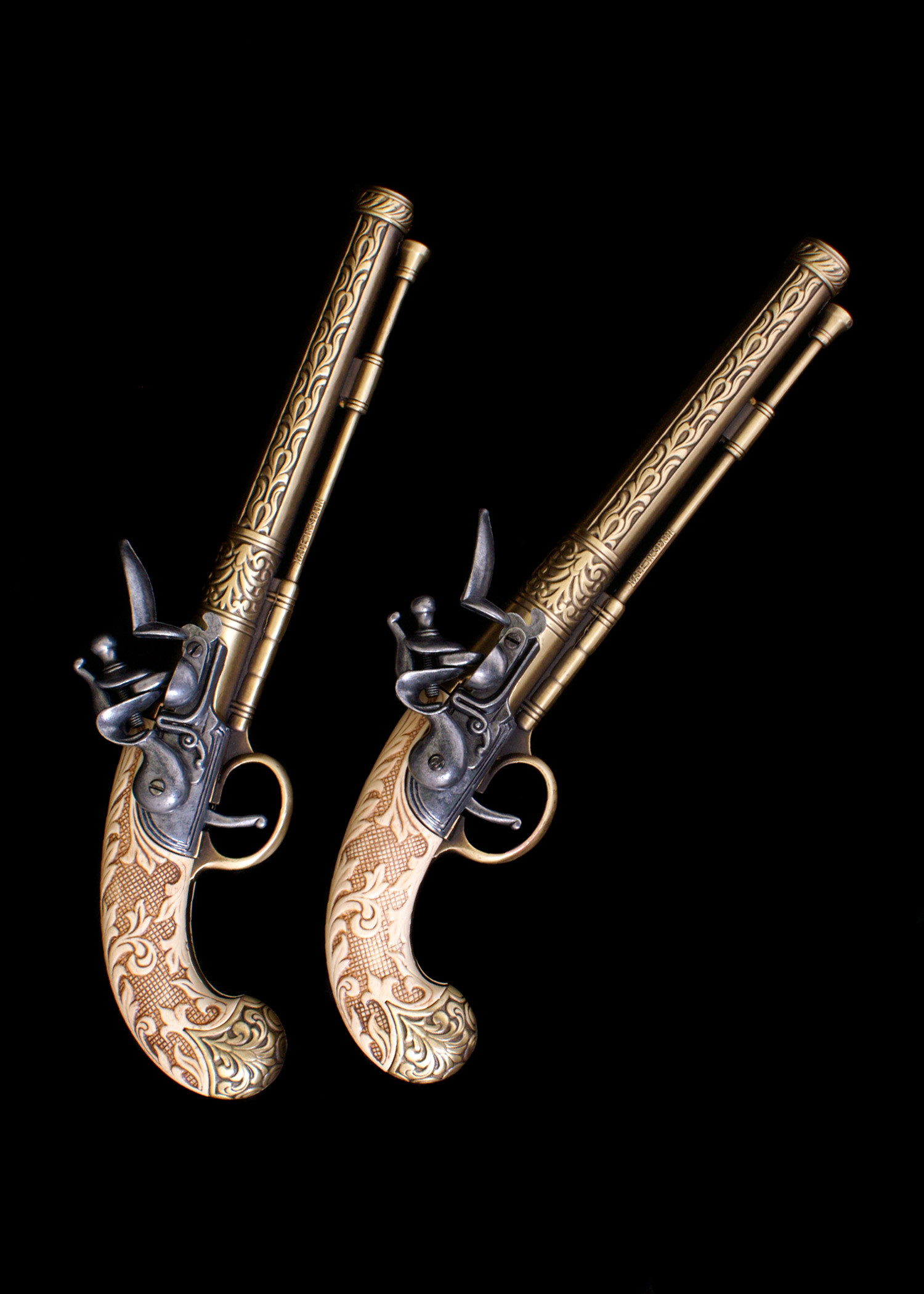 ?psc proxy image=1&product id=18617&image id=59204 - Duel Pistols: honor, technique, and cases that tell stories