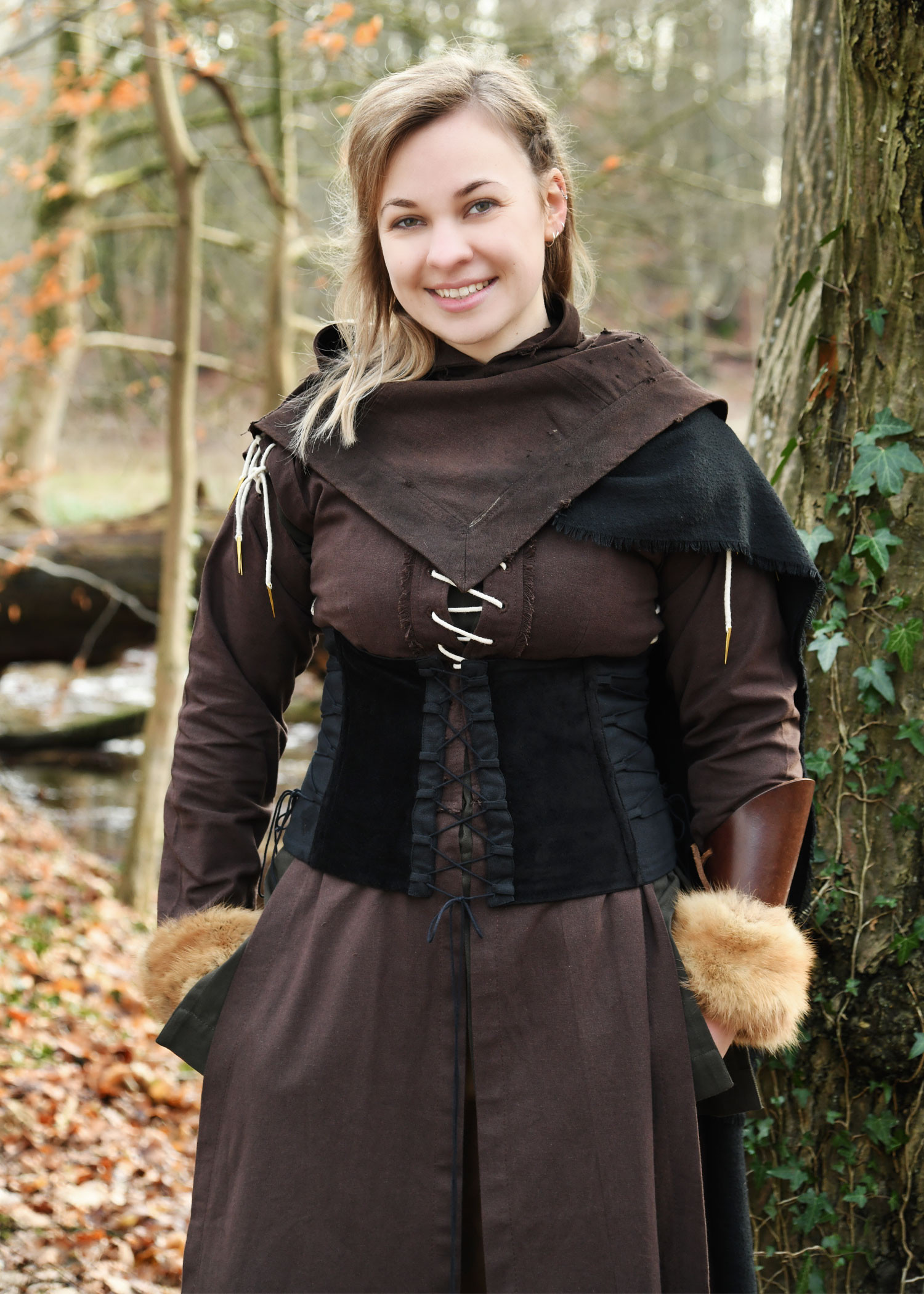 ?psc proxy image=1&product id=18637&image id=59284 - Bodices and corsets: from intimate armor to style symbol