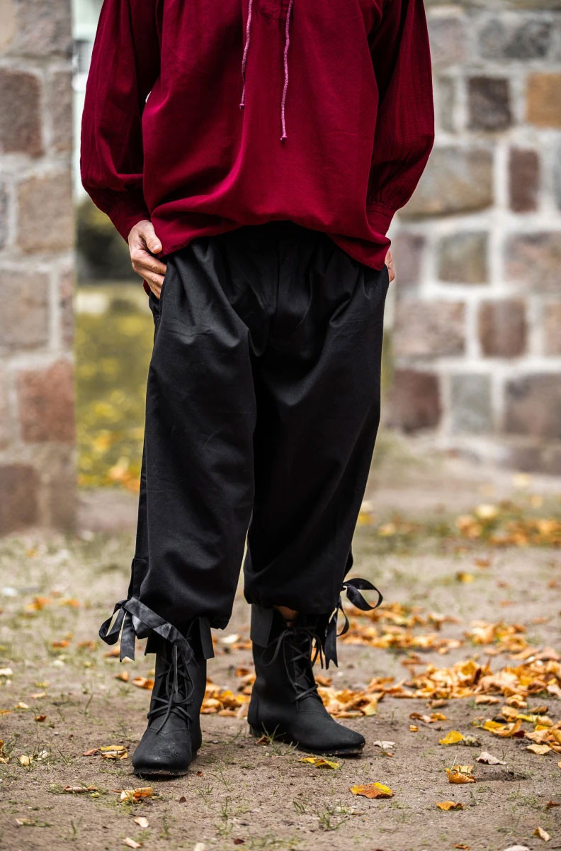 Vincent pirate pants, black color