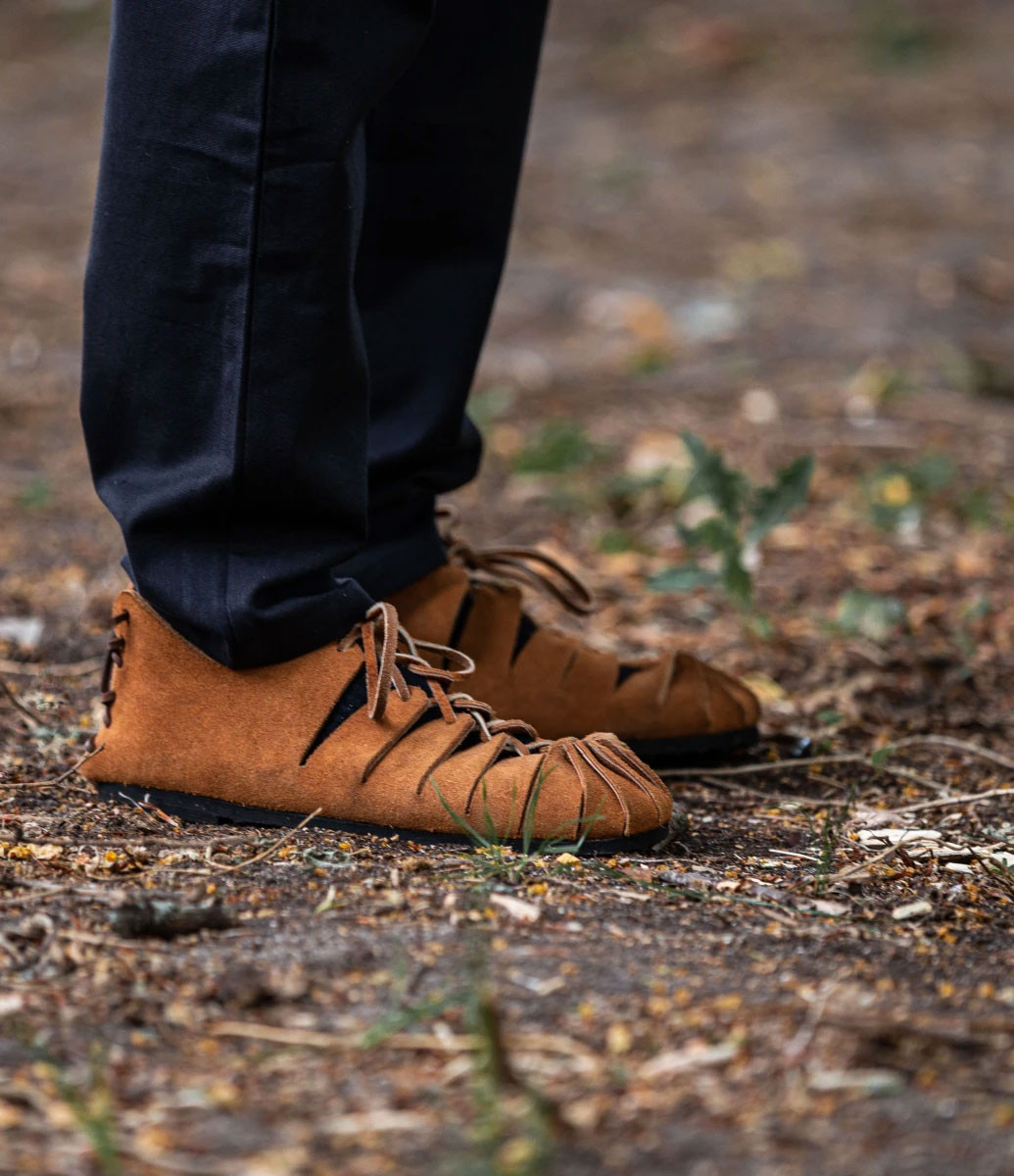 ?psc proxy image=1&product id=19105&image id=61170 - Medieval Footwear: A Journey Through Time Across Styles, Materials and Social Meaning