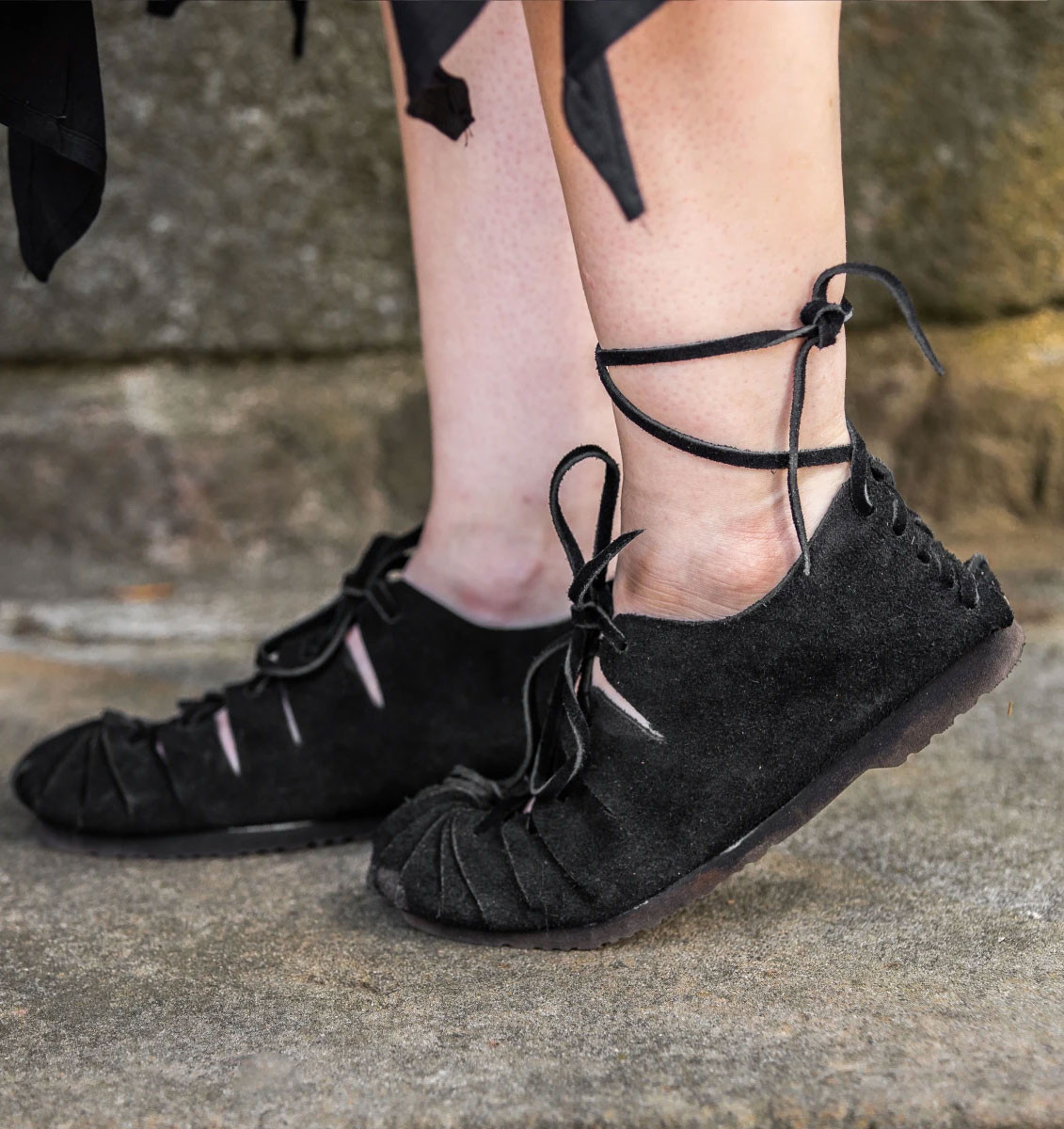 ?psc proxy image=1&product id=19106&image id=61175 - Medieval Footwear: A Journey Through Time Across Styles, Materials and Social Meaning