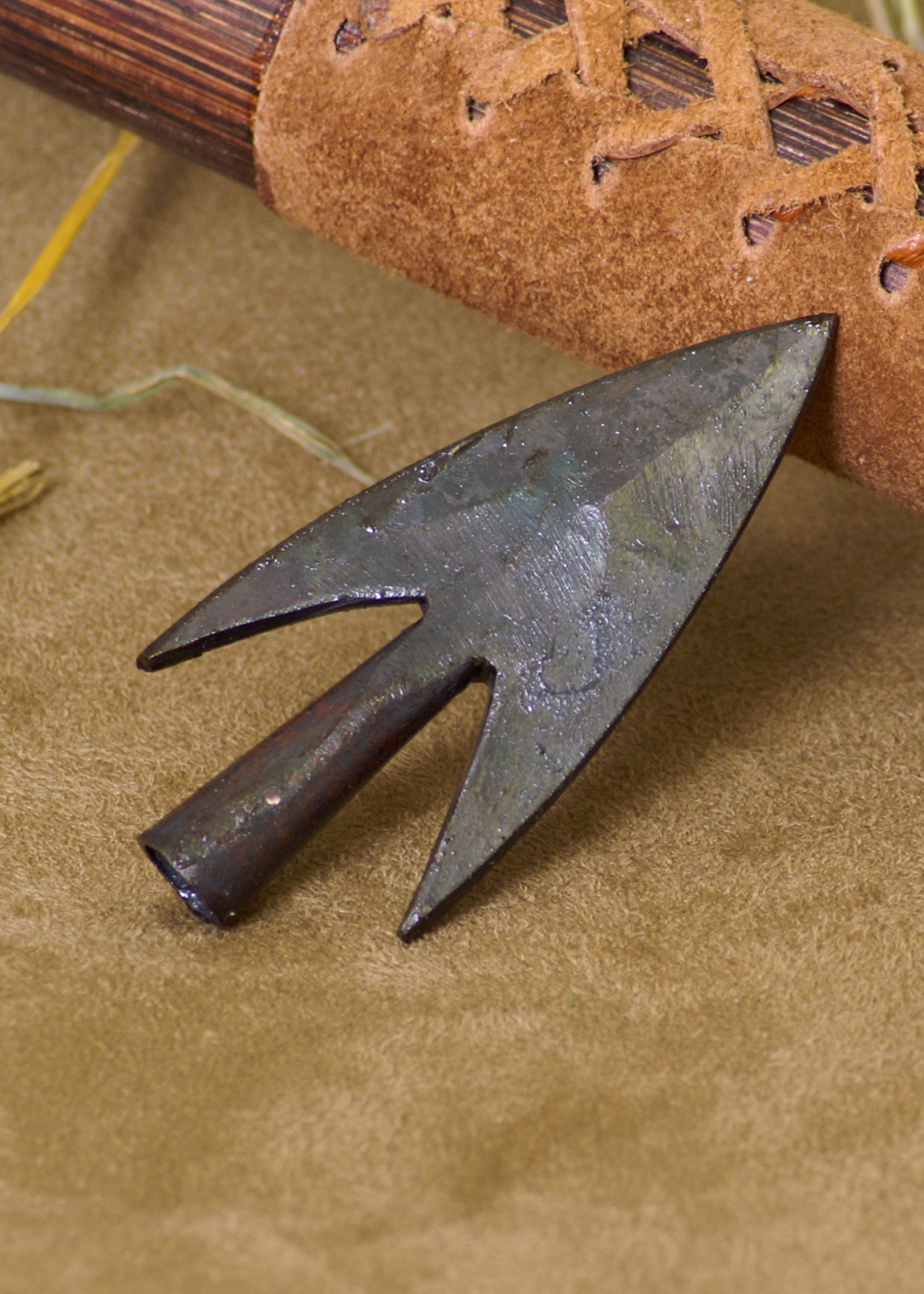 Arrowhead forged by hand type A (7 cm.)