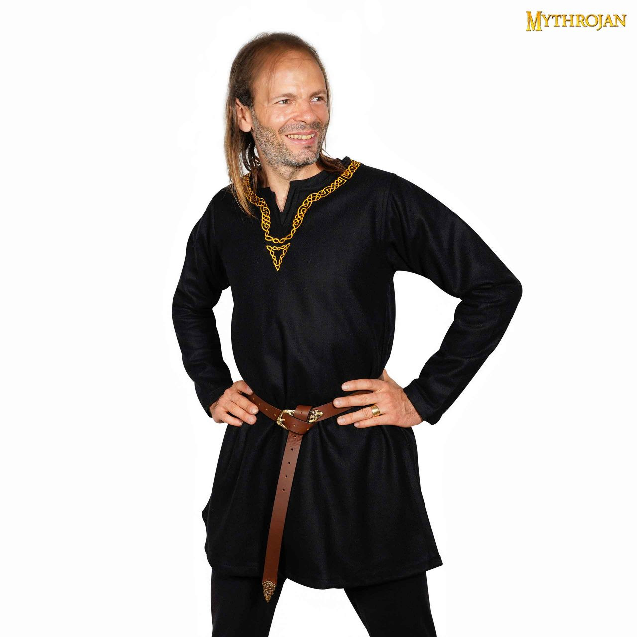 Viking tunic in the with piped collar - black
