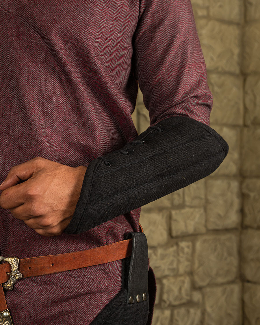 Padded medieval bracelets model Leopold, black