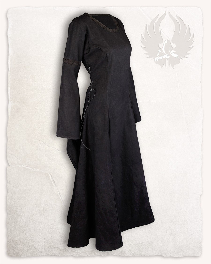 Medieval dress of lady Leonora, black cotton