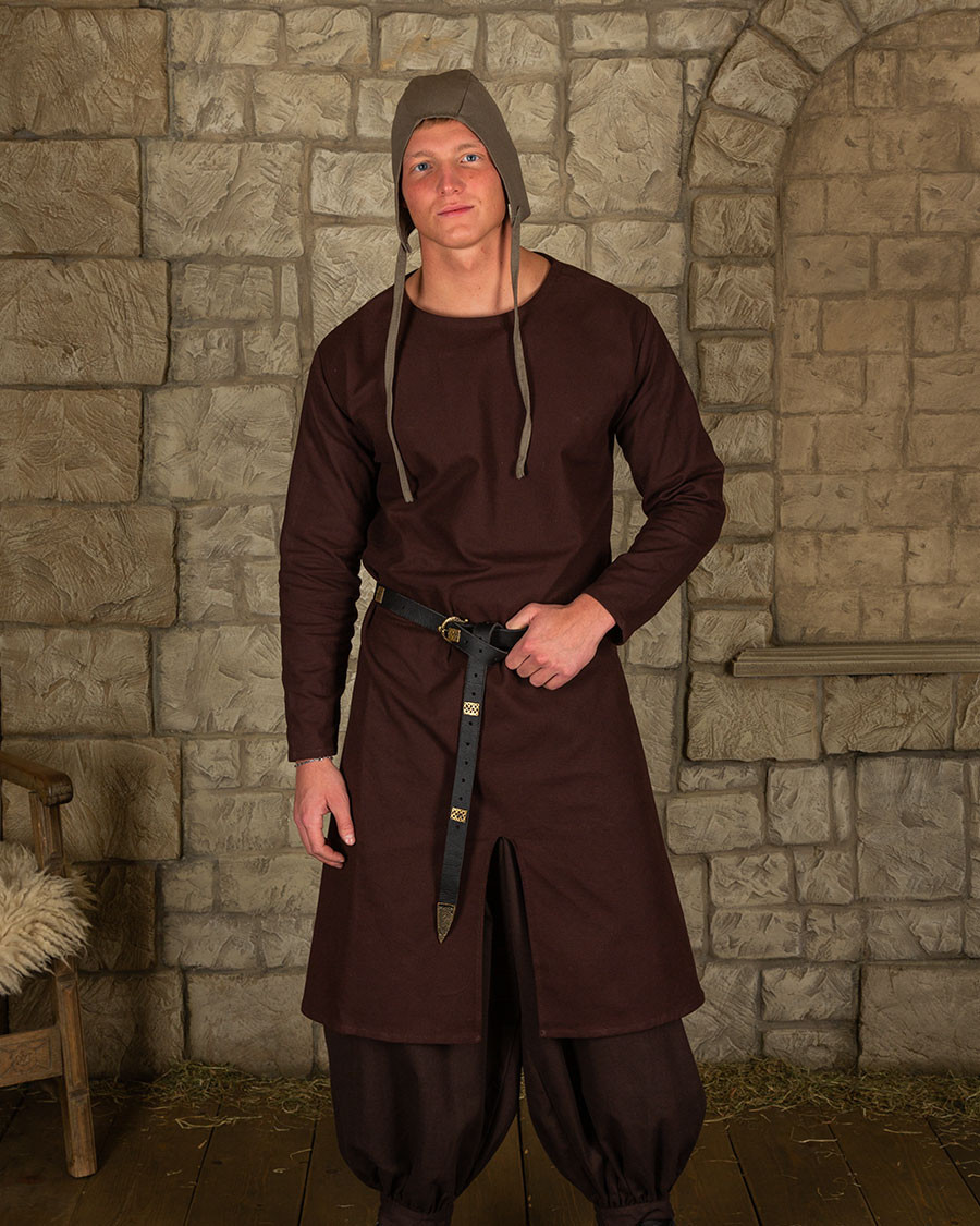 Long medieval tunic in brown cotton Wolfram model