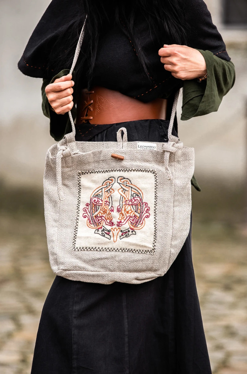 Bag with Viking embroidery Tora model, natural white