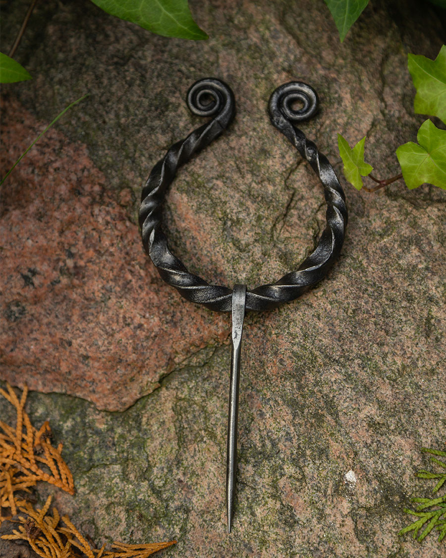 ?psc proxy image=1&product id=24302&image id=73608 - Medieval brooches and fibulae: history, typology, and the meaning behind the metal