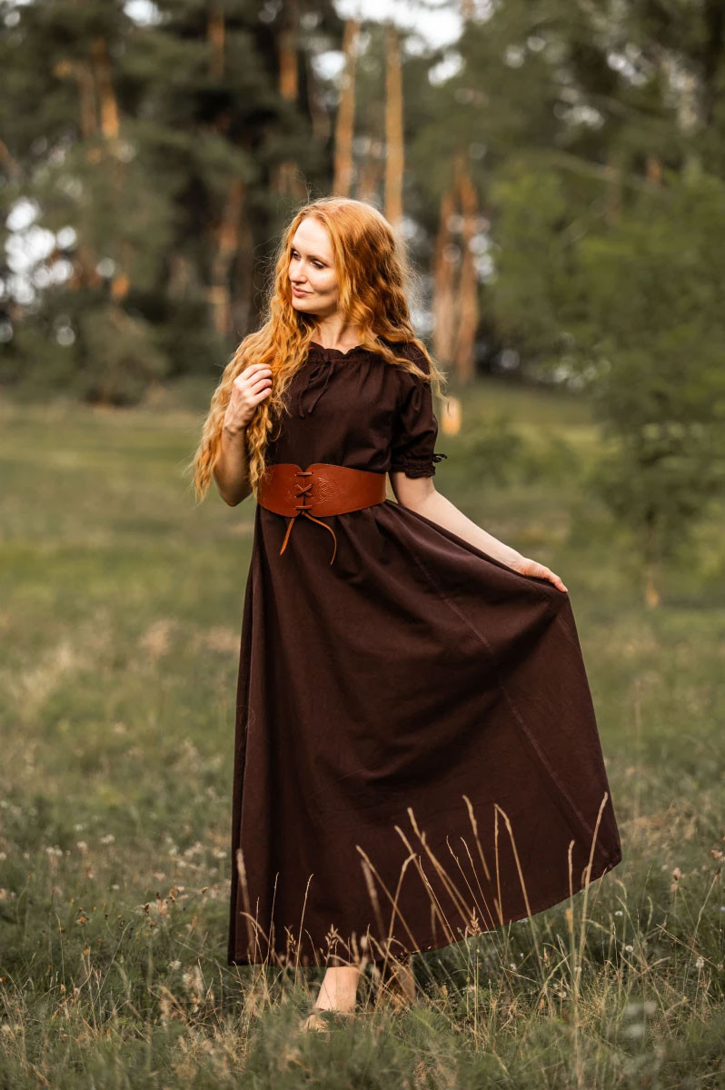 ?psc proxy image=1&product id=7771&image id=76089 - Medieval Women's Dresses: A Journey to Elegance and Status in the Middle Ages