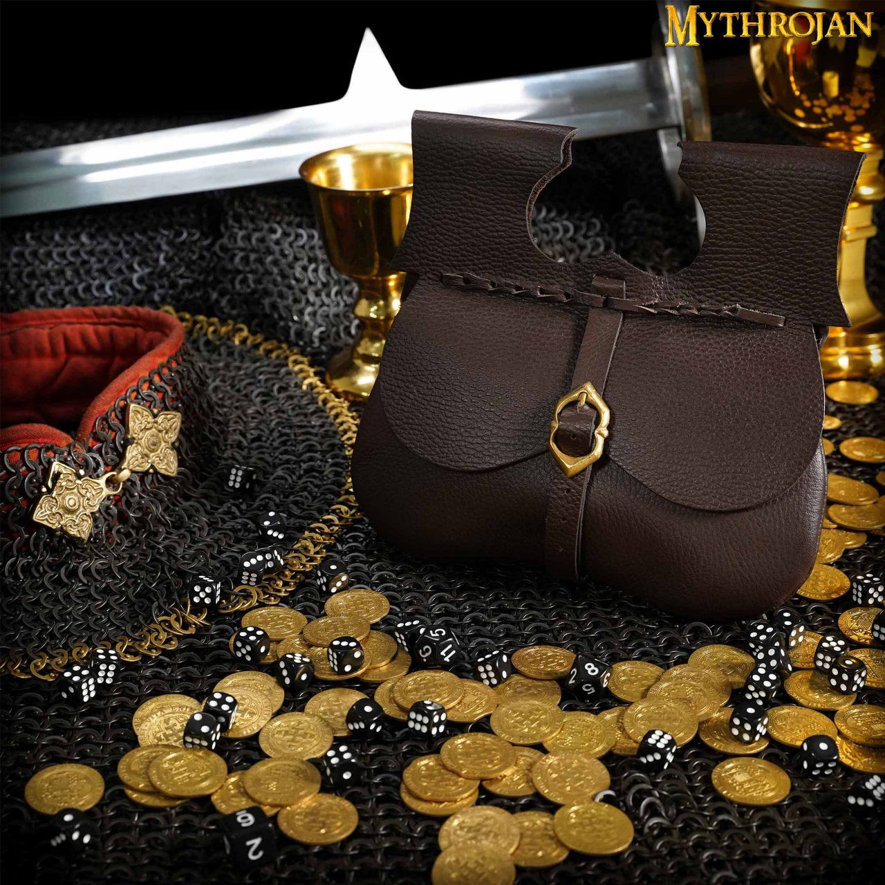Medieval bag in brown leather (21.60 x 22.80 cm.)