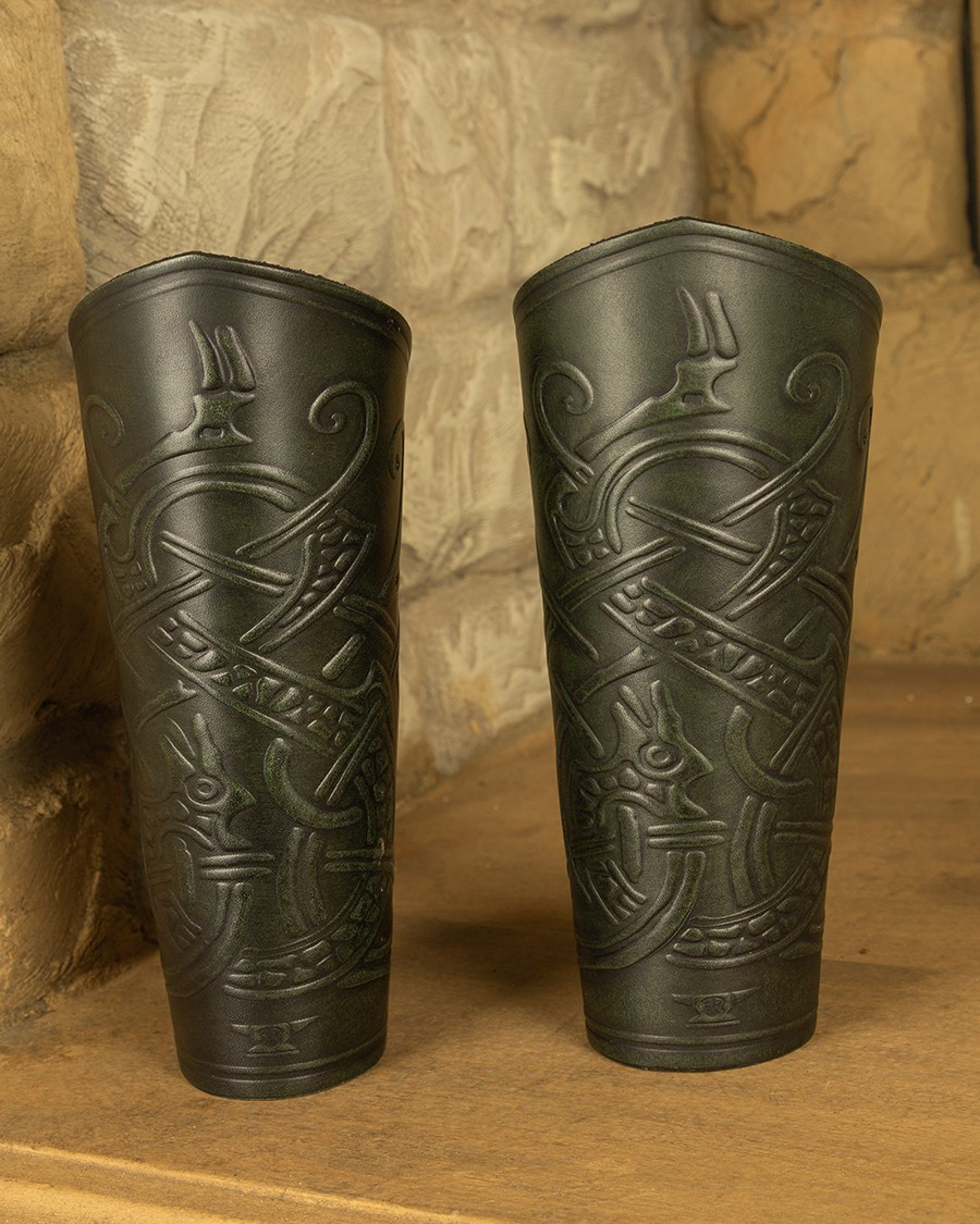 ?psc proxy image=1&product id=28460&image id=93285 - Medieval Bracers: A complete guide to history, materials, and how to choose the perfect bracer