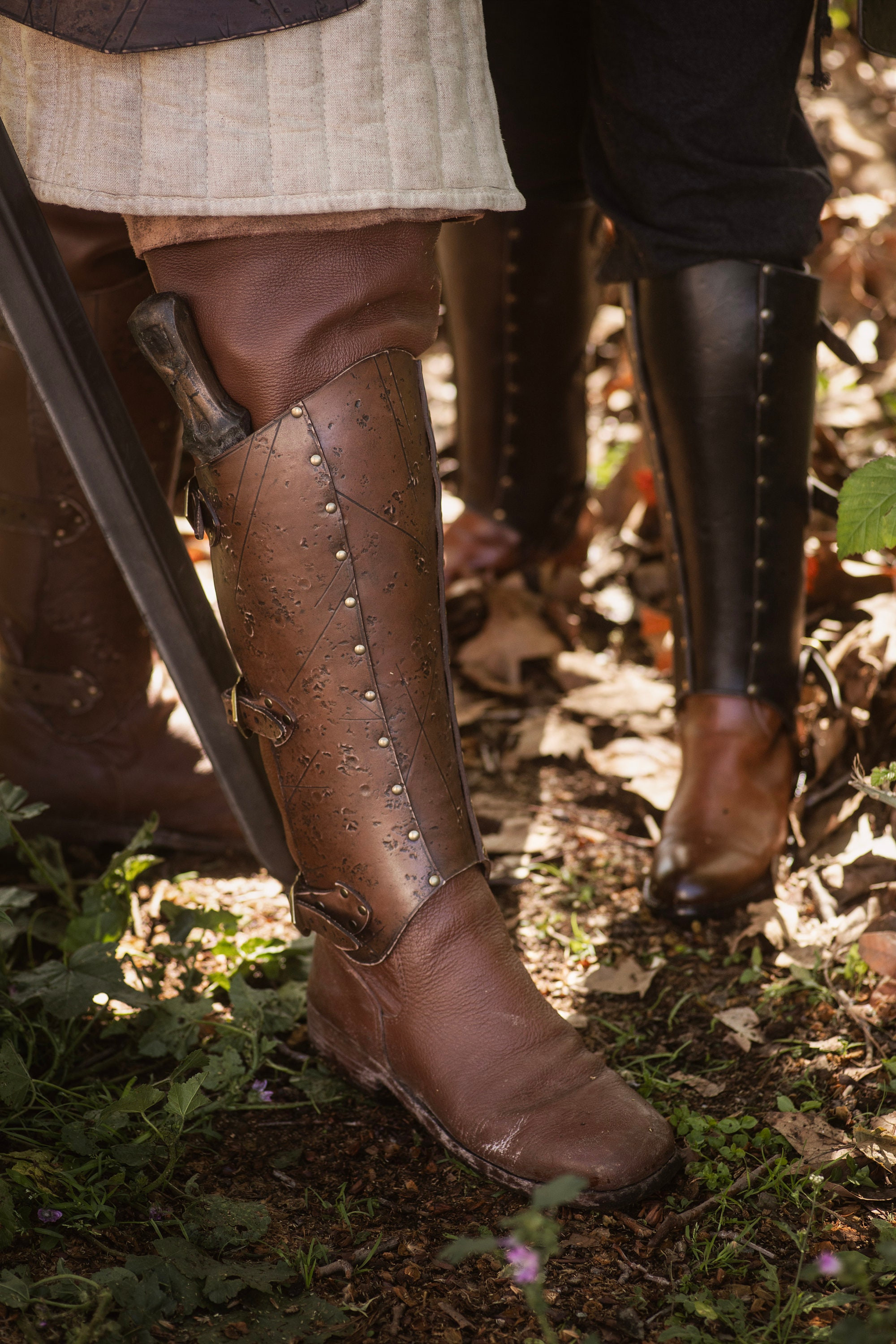 ?psc proxy image=1&product id=28629&image id=94043 - Greek, Roman, Viking, and Medieval Greaves: The Evolution of Leg Protection