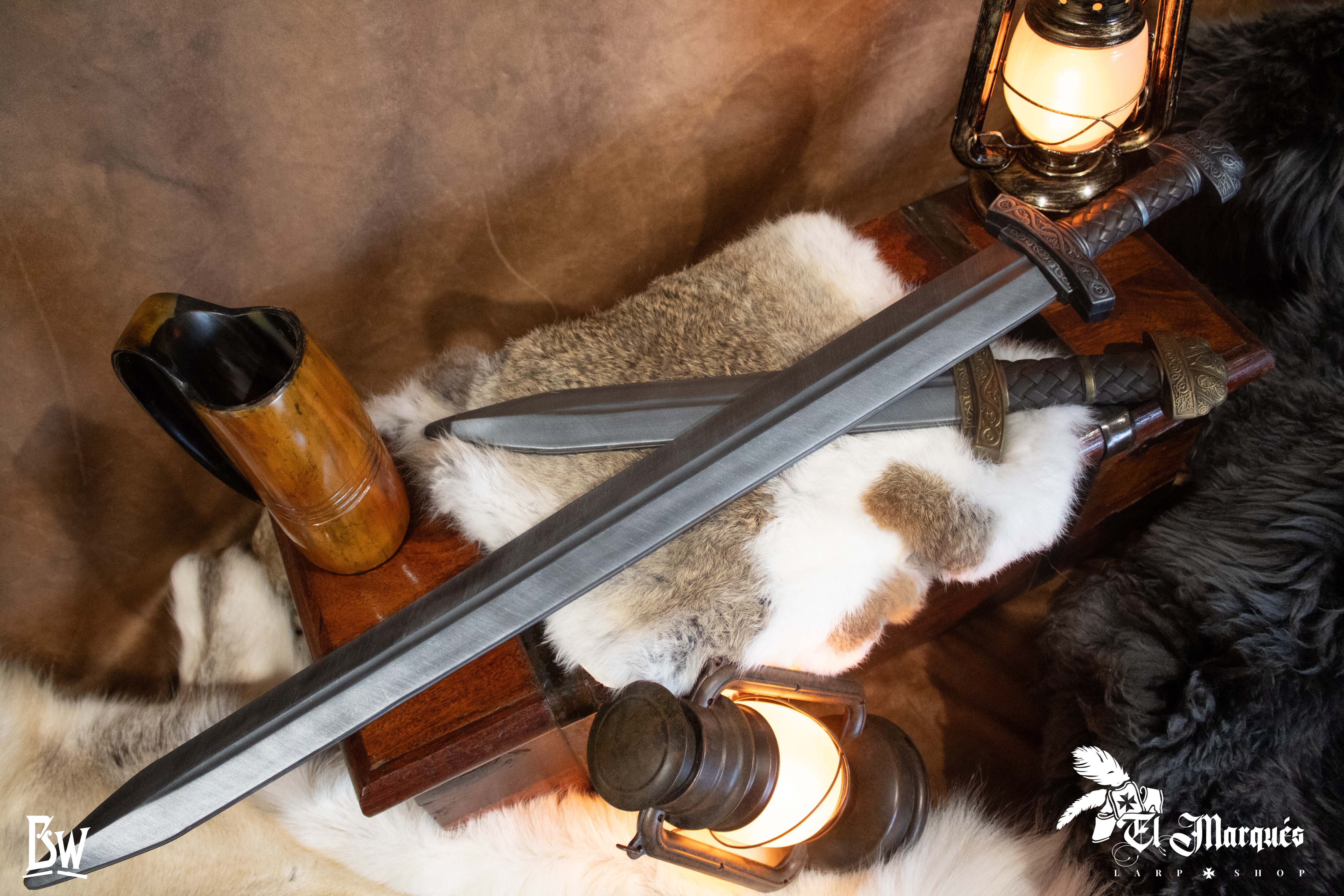 ?psc proxy image=1&product id=28634&image id=94072 - Swords of Sutton Hoo: forge, mystery, and the legacy of a royal sword