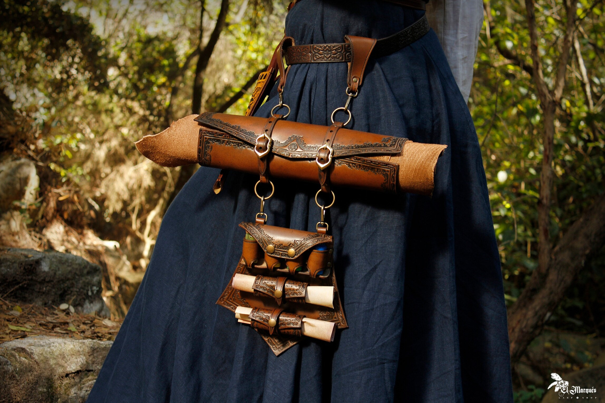 ?psc proxy image=1&product id=28693&image id=94343 - Medieval Bags: More Than an Accessory, a Journey Through History
