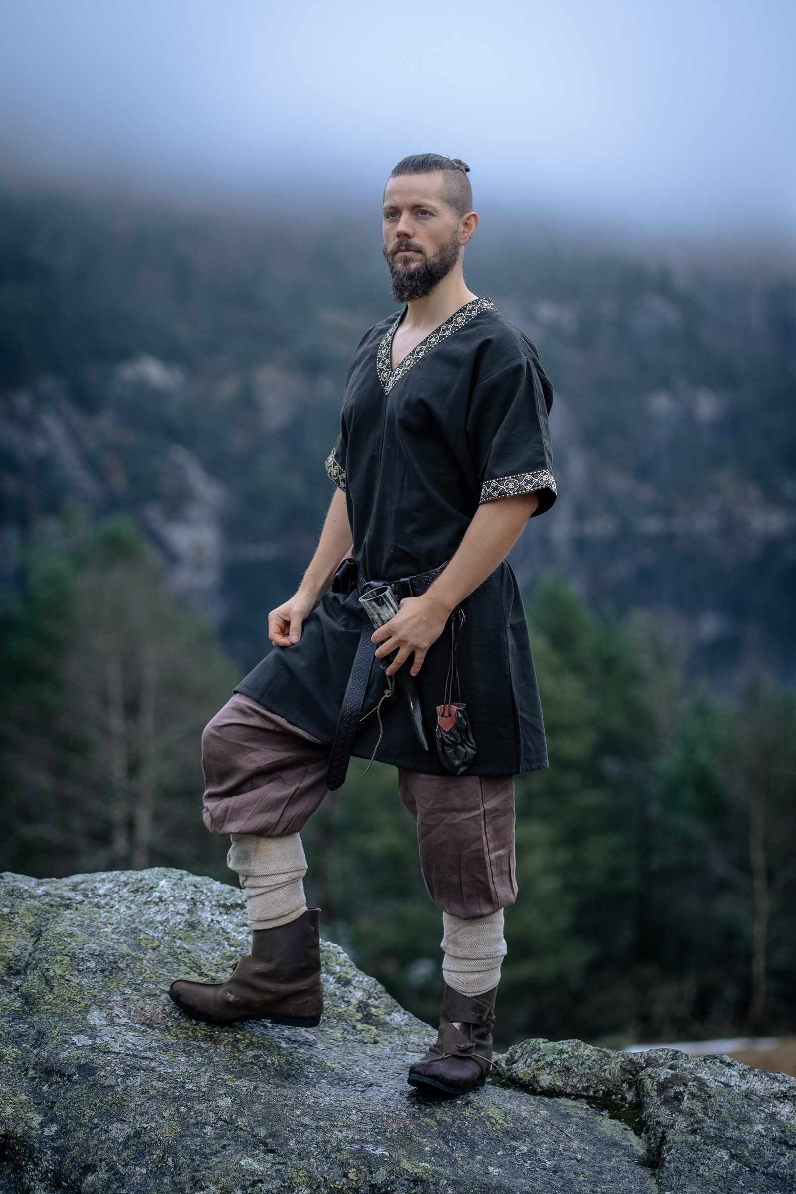 ?psc proxy image=1&product id=29086&image id=95875 - Exploring the Fascinating World of Medieval Costumes: History, Style and Legacy