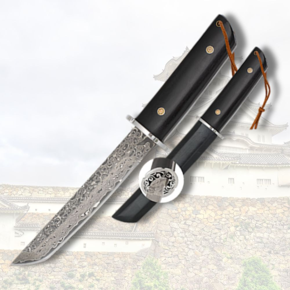 Knife type tanto damask blade 73 layers
