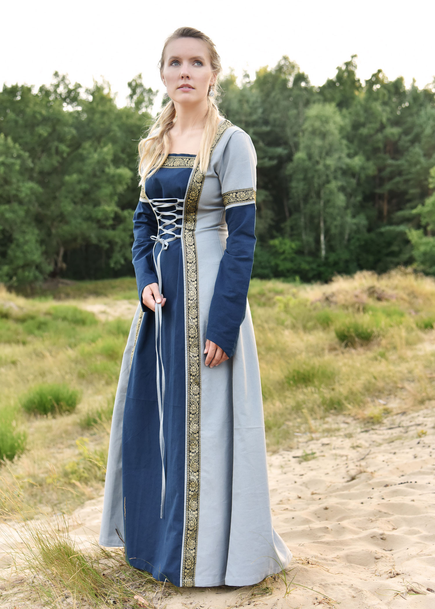 Medieval Dress Leonor in Blue Grey 1737822203 - Top 10 Best-Selling Medieval Dresses for Women in 2024: Discover Them!