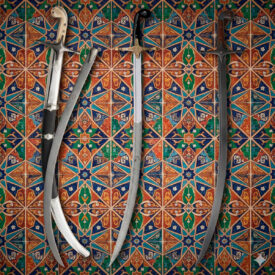 mamluk swords the curved blade that forged empires and ceremonies 275x275 - Muslim Swords: History, Typologies, and the Forging of Legends Between Blade and Saber